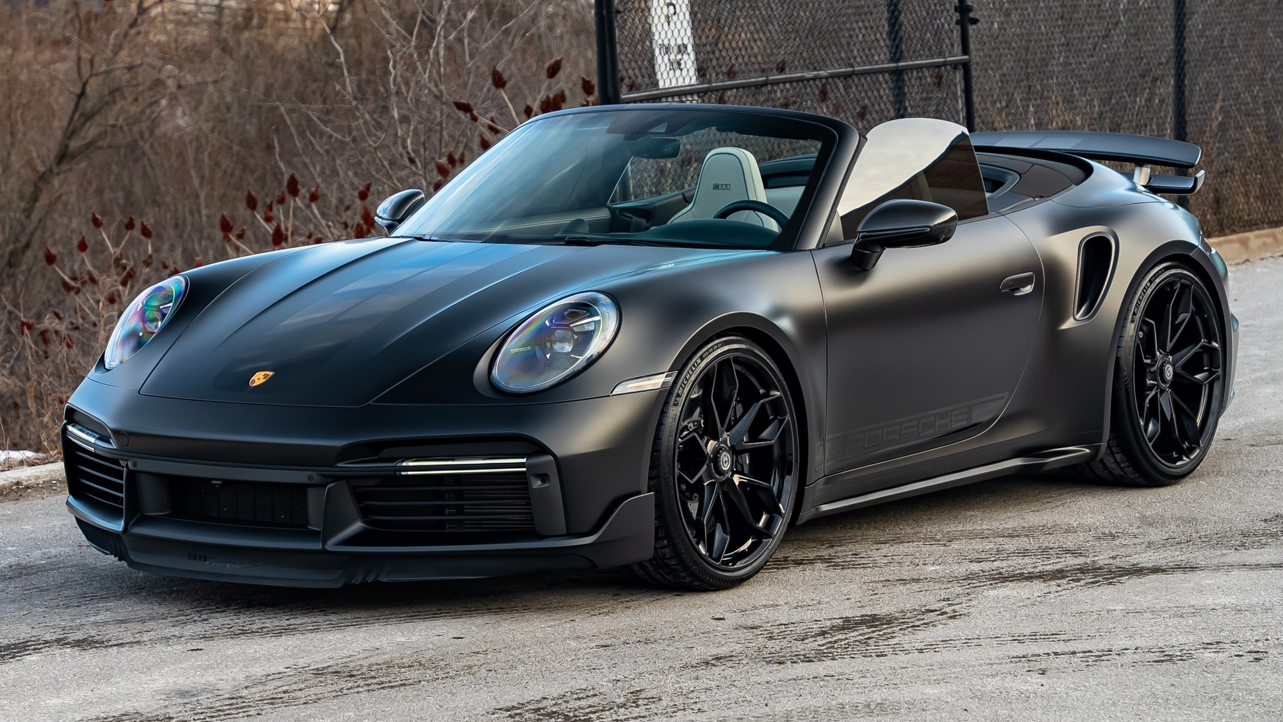 Fibră de carbon Porsche: Ușor ca vântul!